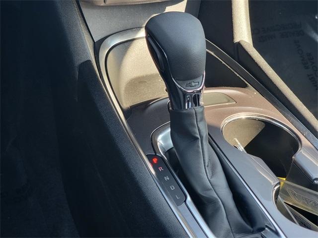 Photo of 2022 Northsky Blue Metallic Chevrolet Malibu