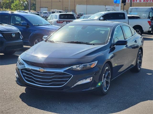Photo of 2022 Northsky Blue Metallic Chevrolet Malibu