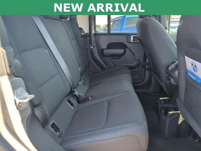 Photo of 2022 Sting Gray Clearcoat Jeep Gladiator