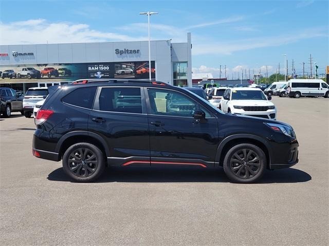 Photo of 2022 Crystal Black Silica Subaru Forester