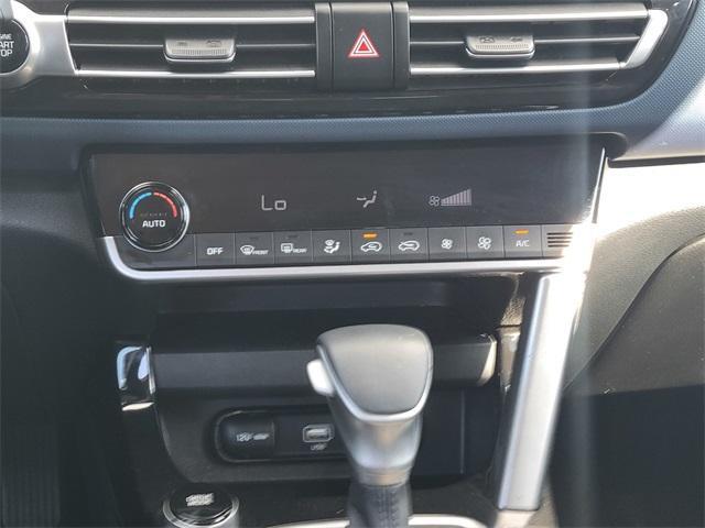 Photo of 2023 Mars Orange Kia Seltos