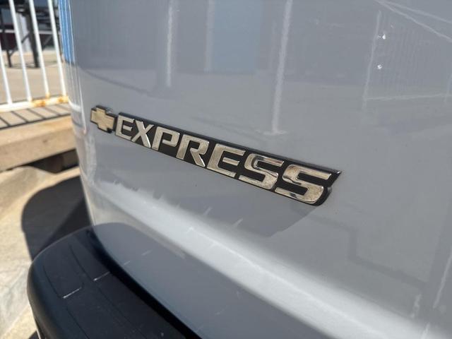 Photo of 2020 Summit White Chevrolet Express 2500
