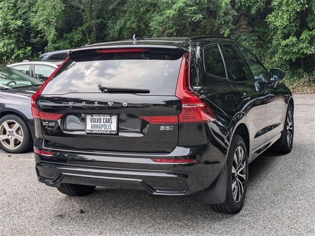 Photo of 2024 Onyx Black Metallic Volvo XC60