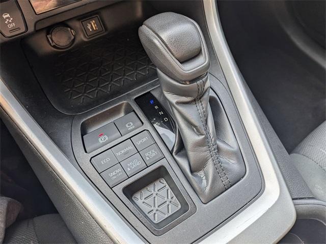Photo of 2023 Silver Sky Metallic Toyota RAV4