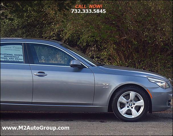 Photo of 2010 Gray BMW 535