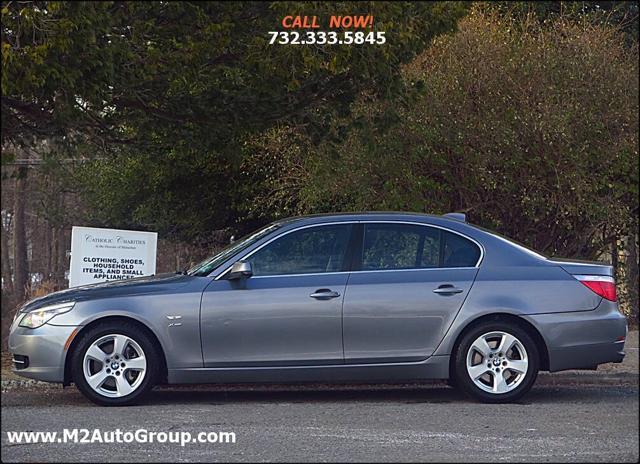 Photo of 2010 Gray BMW 535