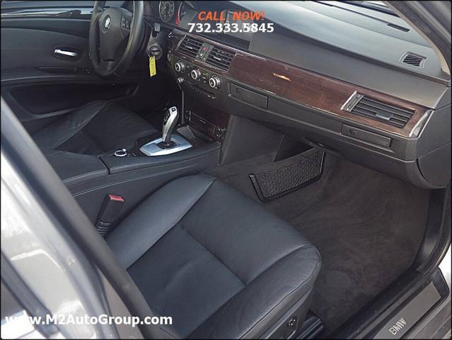 Photo of 2010 Gray BMW 535