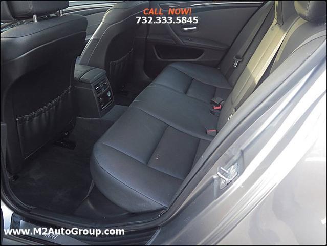 Photo of 2010 Gray BMW 535