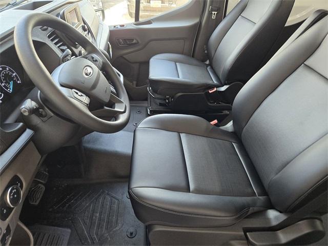 Photo of 2025 Oxford White Ford Transit-250