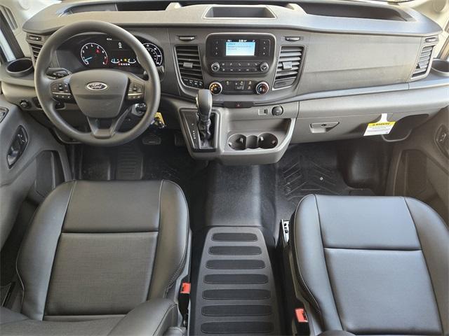 Photo of 2025 Oxford White Ford Transit-250