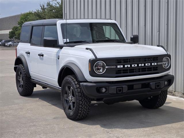 Photo of 2025 Oxford White Ford Bronco