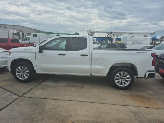 Photo of 2022 Summit White Chevrolet Silverado 1500 Limited