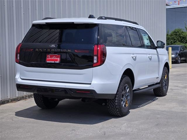 Photo of 2025 Oxford White Ford Expedition