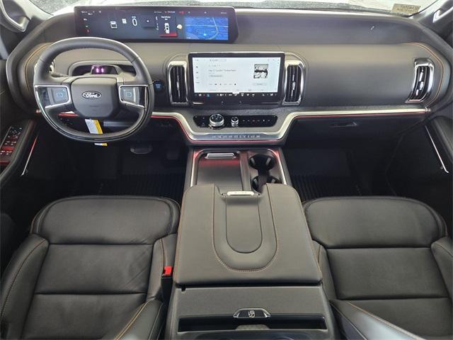 Photo of 2025 Oxford White Ford Expedition