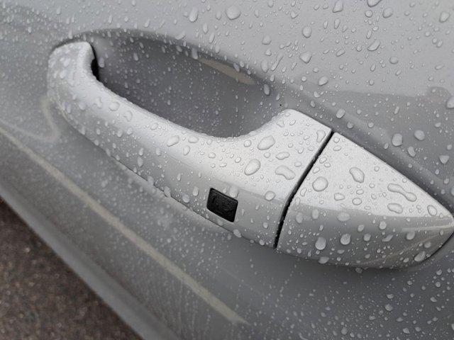 Photo of 2025 Wolf Gray Kia K5