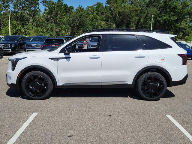 Photo of 2025 White Pearl Kia Sorento