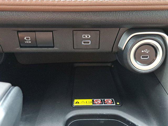 Photo of 2024 Coastal Cream Toyota Grand Highlander