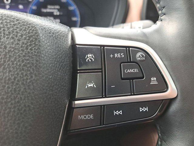 Photo of 2024 Coastal Cream Toyota Grand Highlander