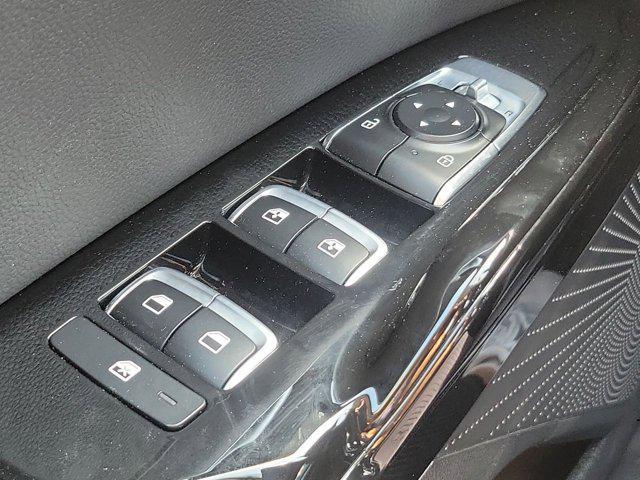 Photo of 2023 Everlasting Silver Kia K5