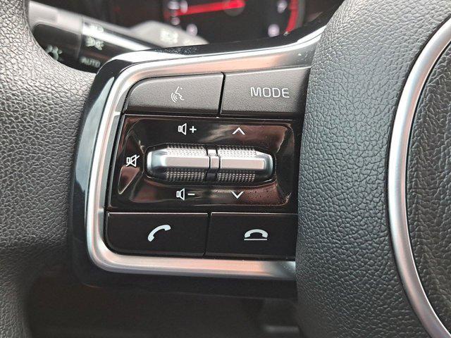 Photo of 2023 Everlasting Silver Kia Sorento