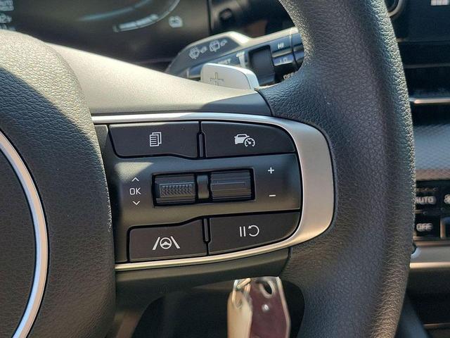 Photo of 2025 Gravity Gray Kia Sportage Hybrid