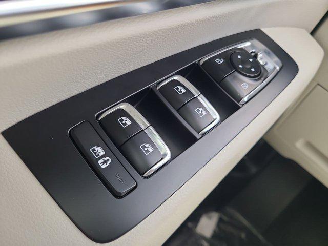 Photo of 2025 Midnight Lake Blue Kia Telluride