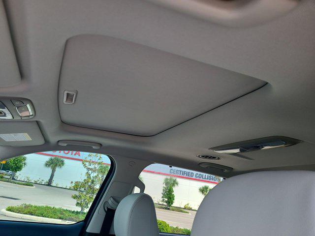 Photo of 2025 Midnight Lake Blue Kia Telluride