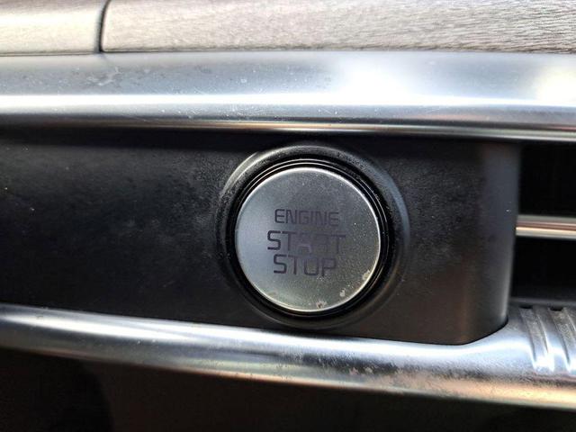 Photo of 2021 Gravity Gray Kia K5