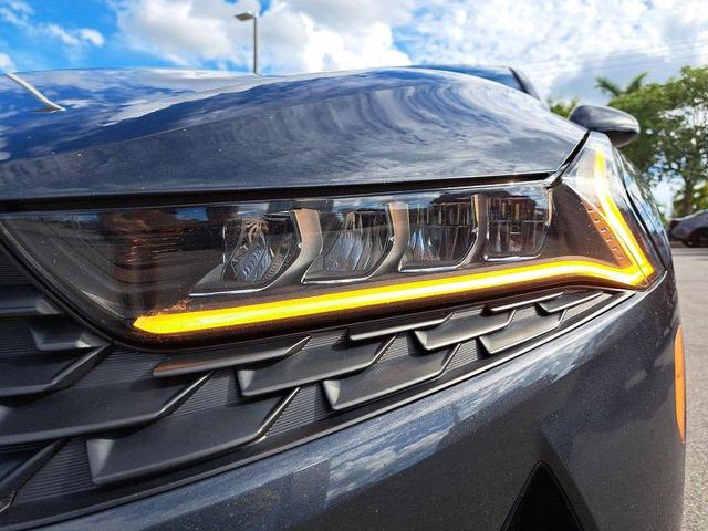 Photo of 2021 Gravity Gray Kia K5