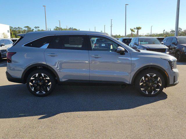 Photo of 2025 Gray Kia Sorento