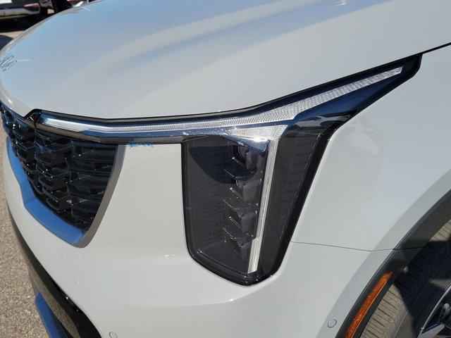 Photo of 2025 Gray Kia Sorento
