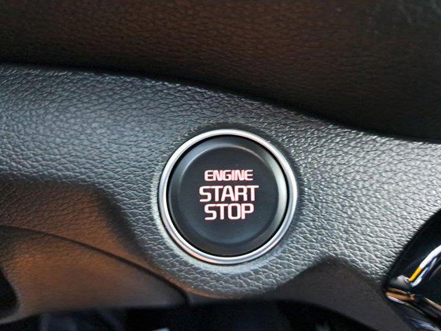 Photo of 2023 Snow White Pearl Kia Forte