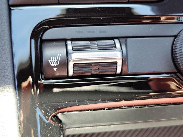 Photo of 2025 Snow White Pearl Kia K5