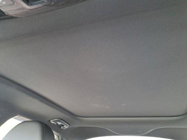 Photo of 2025 Snow White Pearl Kia K5