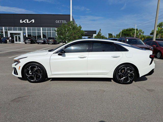 Photo of 2025 Snow White Pearl Kia K5