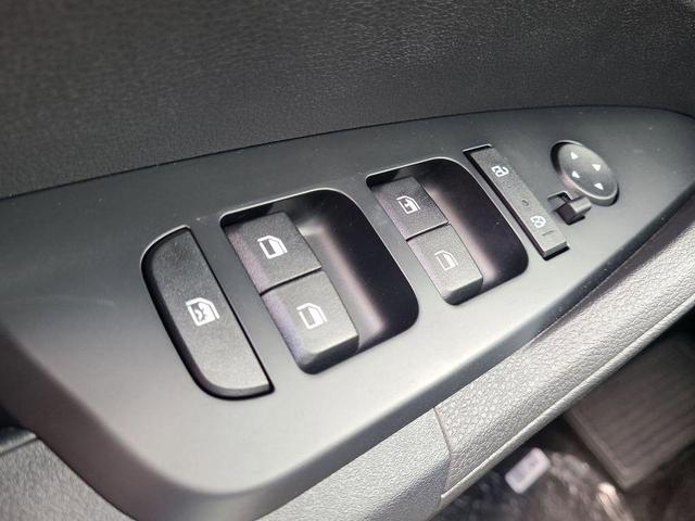 Photo of 2025 Gravity Gray Kia Sportage Hybrid