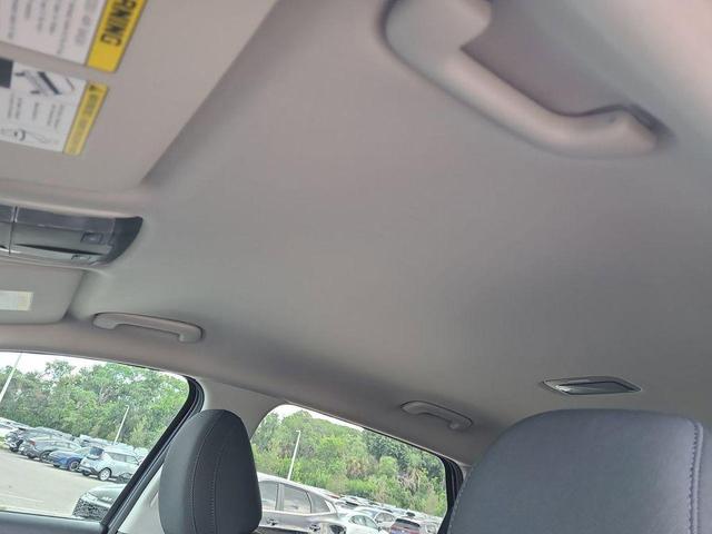 Photo of 2025 Gravity Gray Kia Sportage Hybrid