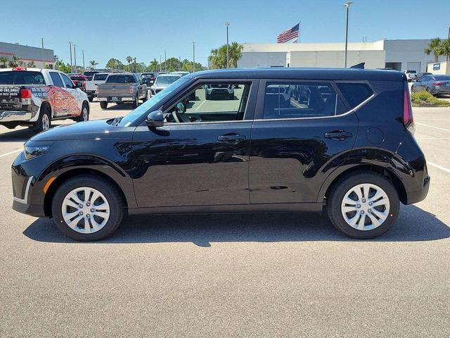 Photo of 2025 Fusion Black Kia Soul