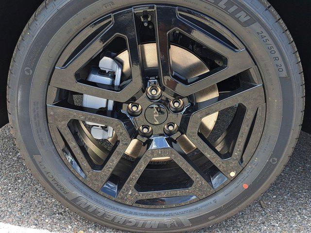 Photo of 2025 Panthera Metal Kia Telluride