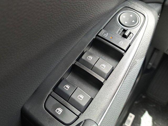 Photo of 2025 Fusion Black Kia Seltos