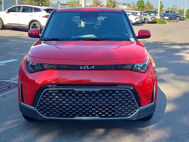Photo of 2025 Inferno Red Kia Soul