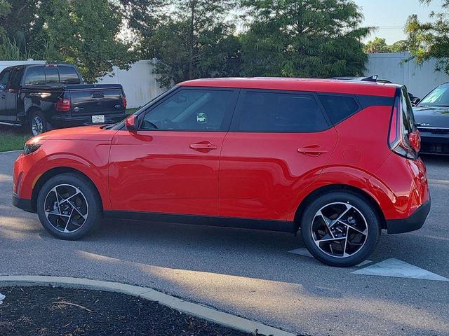 Photo of 2025 Inferno Red Kia Soul