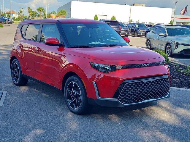 Photo of 2025 Inferno Red Kia Soul