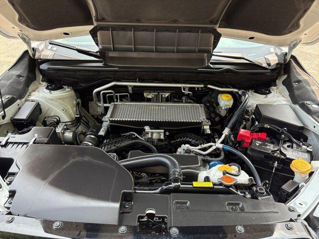 Photo of 2024 Crystal White Pearl Subaru Ascent