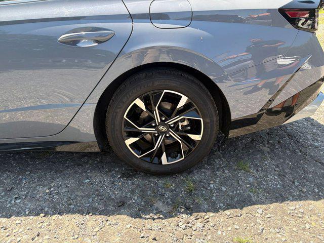 Photo of 2024 Transmission Blue Hyundai SONATA