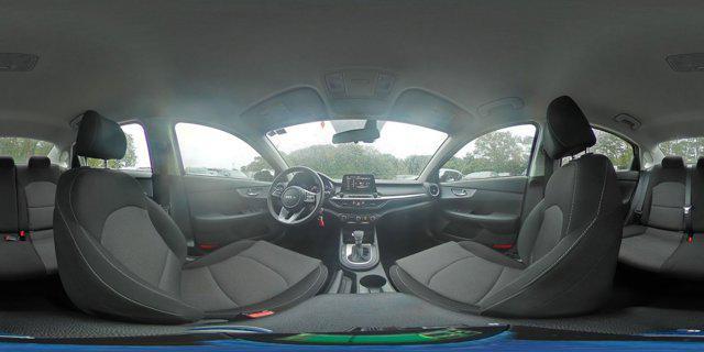 Photo of 2024 Snow White Pearl Kia Forte