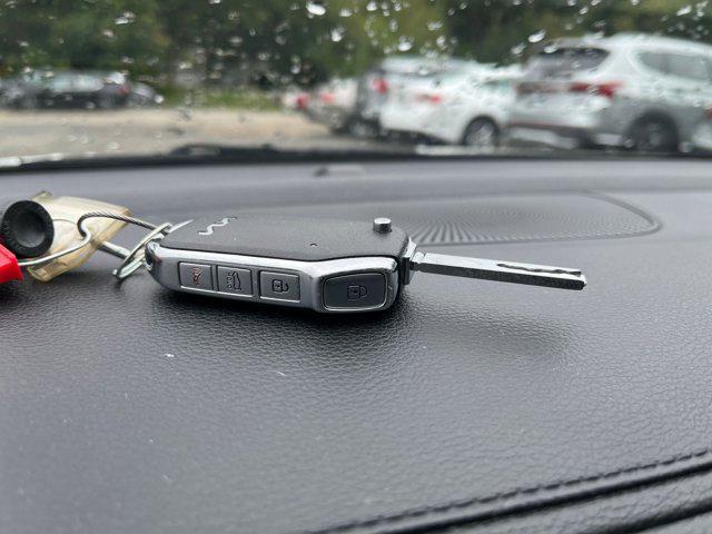 Photo of 2024 Snow White Pearl Kia Forte