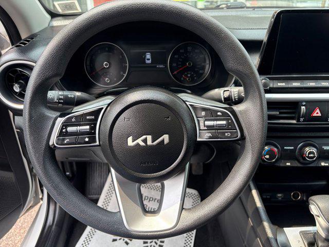 Photo of 2023 Snow White Pearl Kia Forte