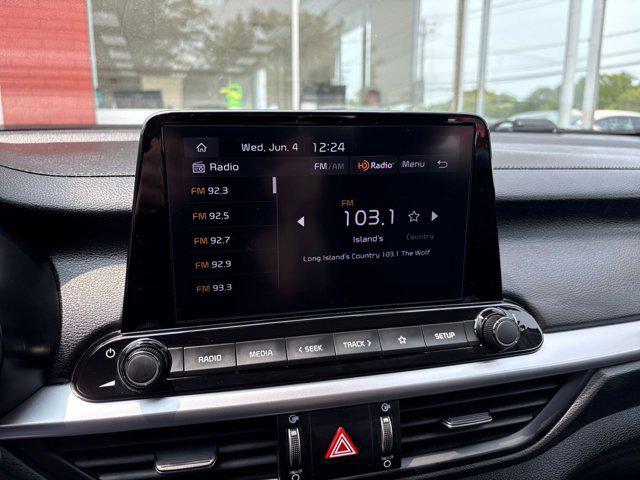 Photo of 2023 Snow White Pearl Kia Forte