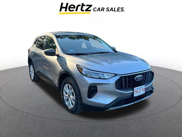 Photo of 2024 Iconic Silver Metallic Ford Escape